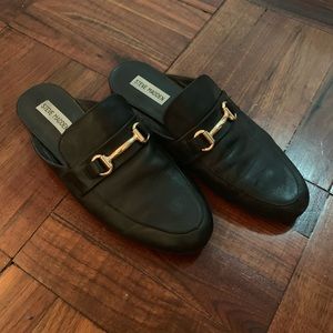 Steven Madden Kandi Black leather mules